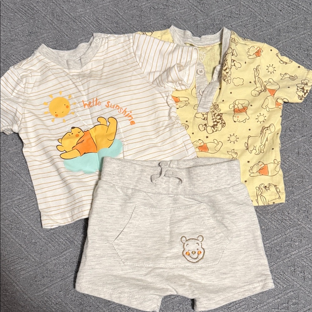Disney Baby outfit 6-9 months